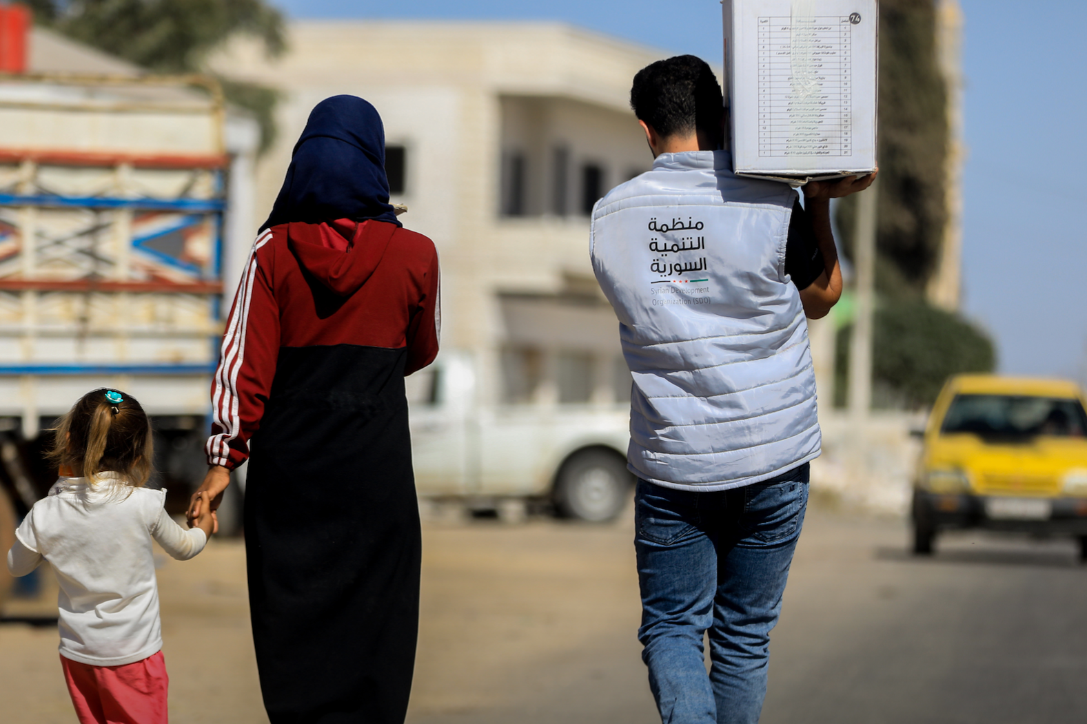 حملة عامة لمساعدة النازحين في المخيمات والمدن المتضررة